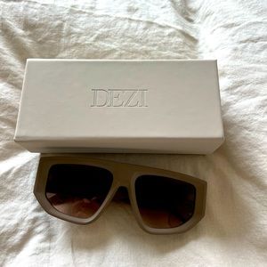 Dezi BACKTRACK Sunglasses